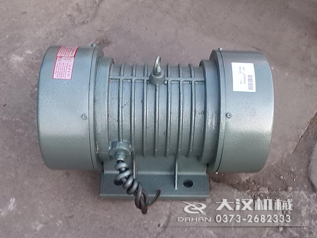 VB振動電機的選型要根據所匹配產品需要的激振大小,進行選擇。