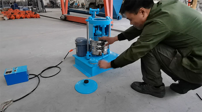 標準振篩機使用注意事項。